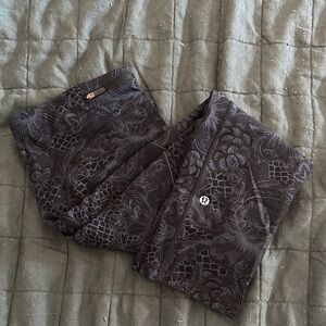 Lululemon Athletica Capri Leggings